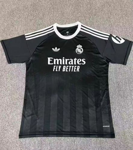 Fans Version 2025-2026 Real Madrid Black Goalkeeper Soccer Jersey Real Football Shirt