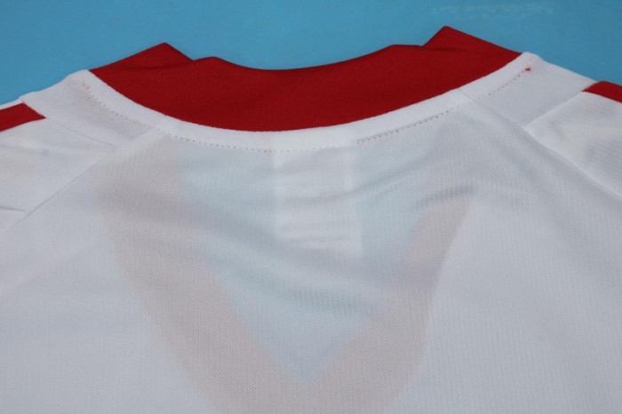 with Patch Retro Jersey 2002 China Away White Soccer Jersey Vintage Football Shirt