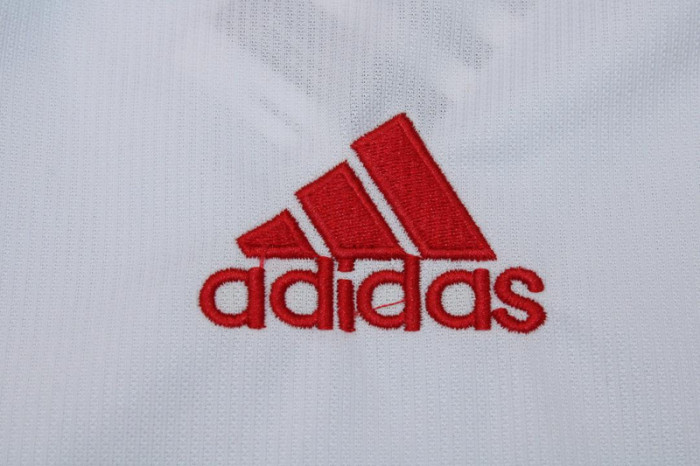 with Patch Retro Jersey 2002 China Away White Soccer Jersey Vintage Football Shirt