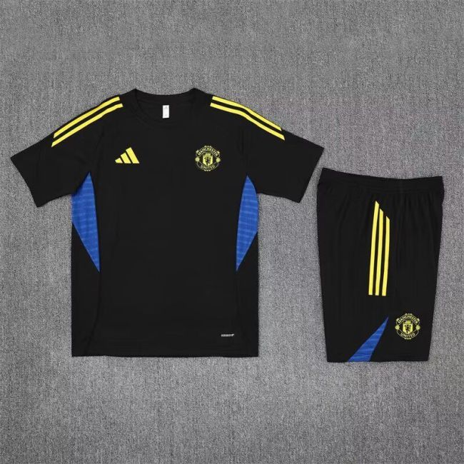 Adult Uniform 2025-2026 Manchester United Black Soccer Training Jersey and Shorts Football Kits