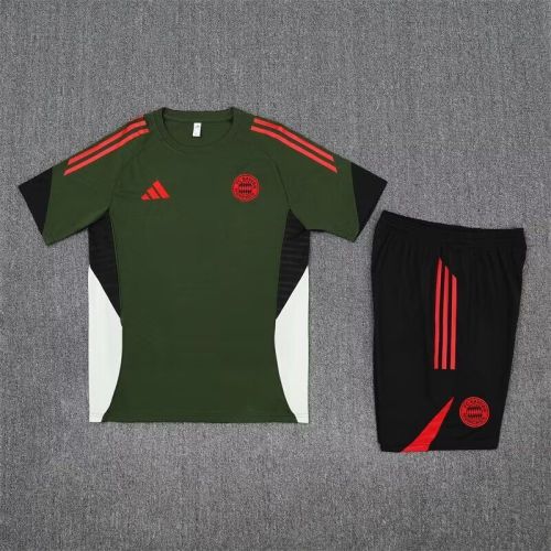Adult Uniform 2025-2026 Bayern Munich Dark Green Soccer Training Jersey and Shorts Football Kits