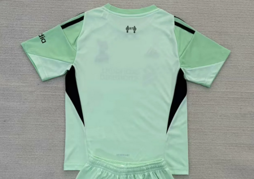 Fan Version 2025-2026 Liverpool Green Goalkeeper Soccer Jersey Football Shirt