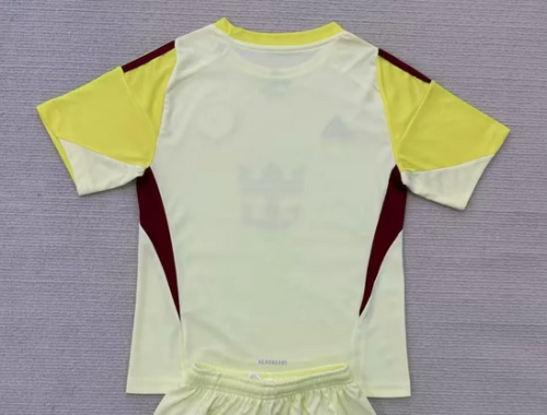 Fan Version 2025-2026 Inter Miami Light Yellow Goalkeeper Soccer Jersey Football Shirt