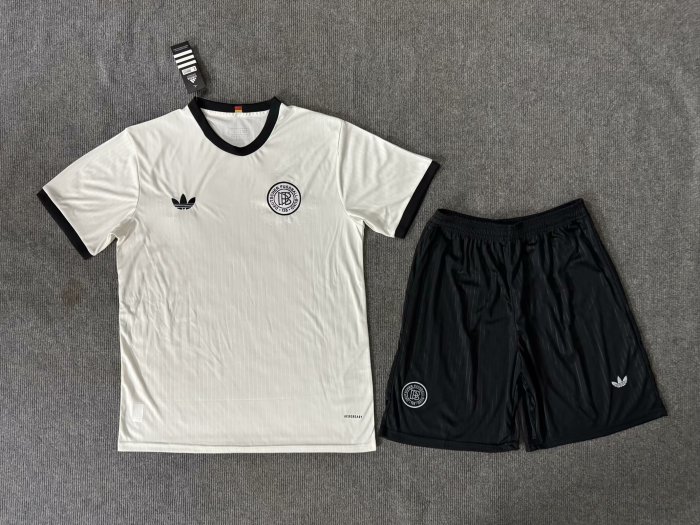 Adult Uniform 2025 Germany White 125th Anniversary Soccer Jersey Shorts Men's Football Kit