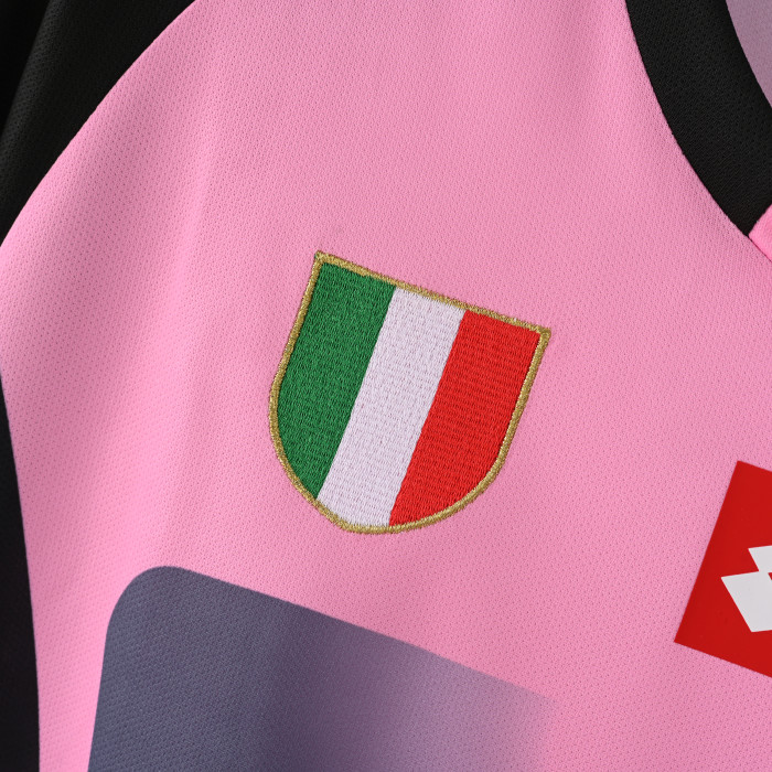 Retro Jersey 2002-2003 Juventus Pink Goalkeeper Soccer Jersey Vintage Football Shirt