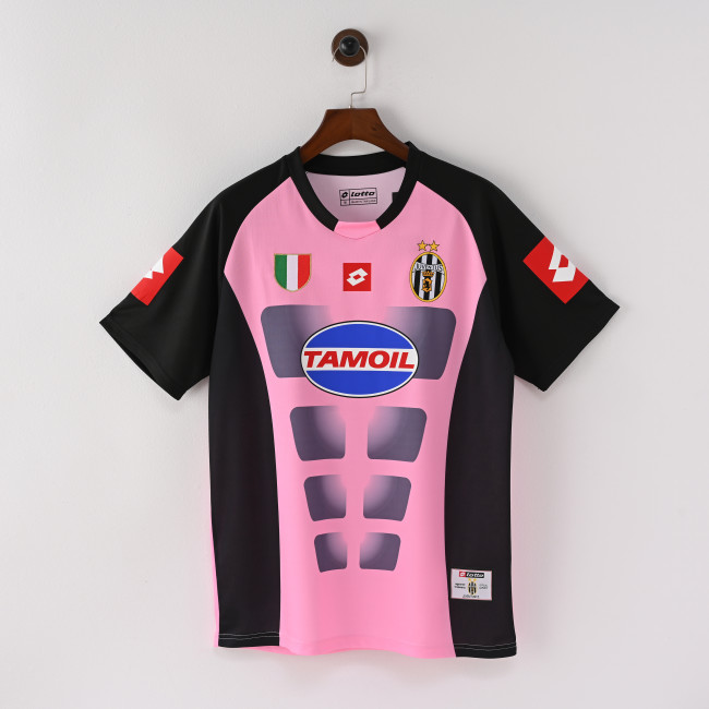 Retro Jersey 2002-2003 Juventus Pink Goalkeeper Soccer Jersey Vintage Football Shirt