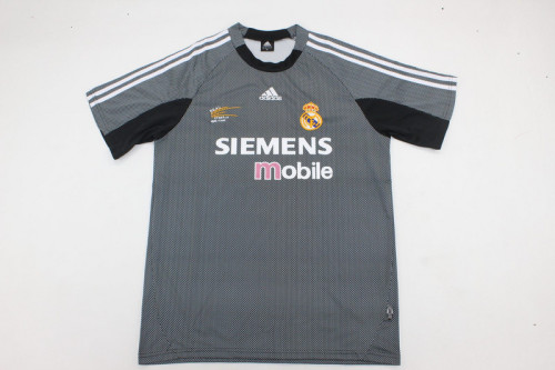Retro Jersey 2002-2003 Real Madrid CASILLAS 1 Black/White Goalkeeper Soccer Jersey Vintage Real Football Shirt