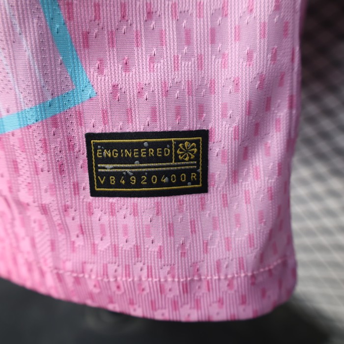 Barca Camisetas de Futbol Player Version 2025-2026 Barcelona Pink Special Edition Soccer Jersey