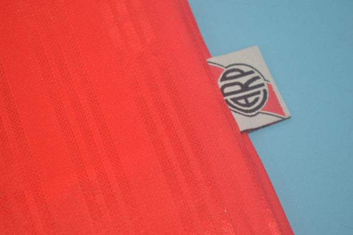 Retro Jersey 1995-1996 River Plate 9 Away Red Soccer Jersey Vintage Football Shirt