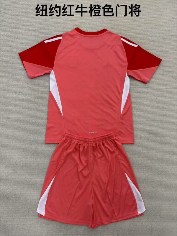 Adult Uniform 2025-2026 New York Red Bulls Red Goalkeeper Soccer Jersey Shorts Men's Football Kit