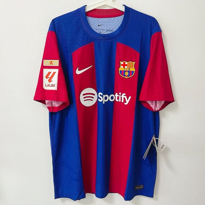 with Liga Champions+Laliga Patch Barcelona Camisetas de Futbol Fans Version 2023-2024 Barcelona F.DE JONG 21 Home Soccer Jersey