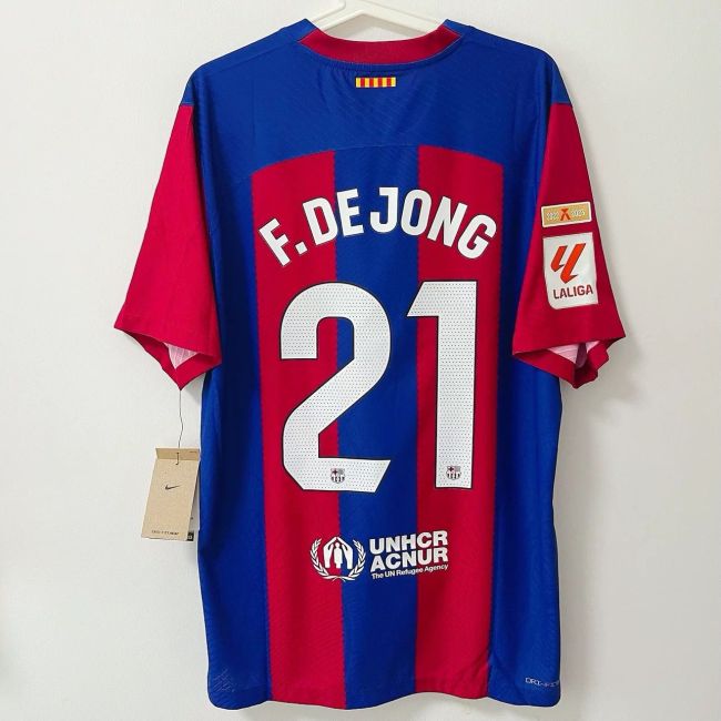 with Liga Champions+Laliga Patch Barcelona Camisetas de Futbol Fans Version 2023-2024 Barcelona F.DE JONG 21 Home Soccer Jersey