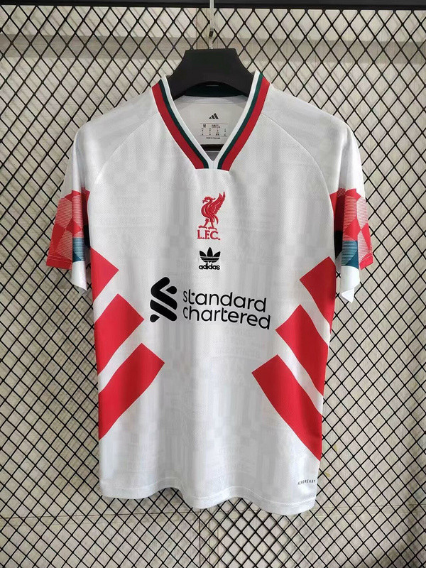 Fan Version 2025-2026 Liverpool White/Red Soccer Training Jersey Football Pre-match Shirt