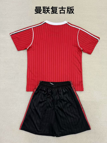 Retro Model Youth Uniform Kids Kit 2025-2026 Manchester United Red Soccer Jersey Shorts Child Football Set