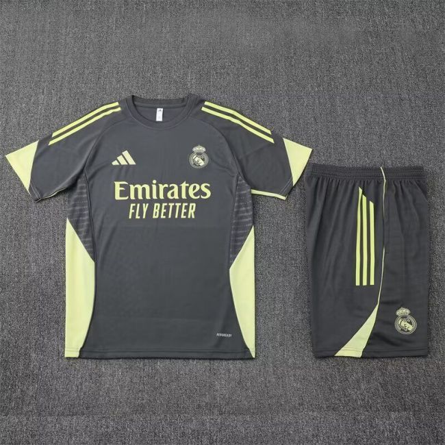Adult Uniform 2025-2026 Real Madrid Dark Grey Soccer Training Jersey and Shorts Football Kits