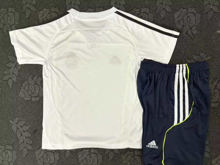 Youth Uniform Kids Kit 2025-2026 Real Madrid White Soccer Training Jersey Shorts Child Football Set