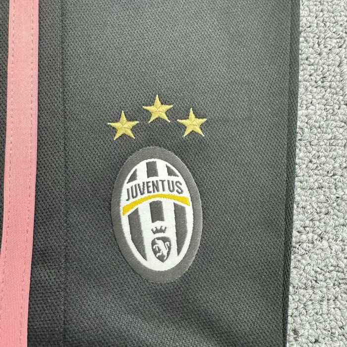 Retro Youth Uniform Kids Kit 2015-2016 Juventus Away Pink Soccer Jersey Shorts Child Football Set