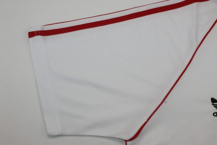 Retro Jersey 1980-1981 1. FC Köln MARQUITOS 11 Home Soccer Jersey Koln Fooball Shirt