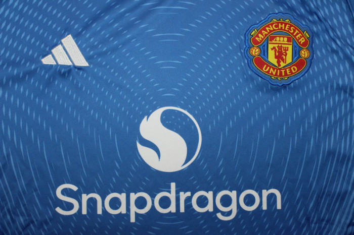Fans Version 2025-2026 Manchester United Blue Goalkeeper Soccer Jersey Man United Football Shirt