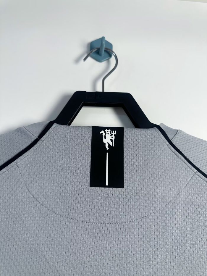 Long Sleeve Retro Jersey 2007-2008 Manchester United Grey Goalkeeper Vintage Soccer Jersey