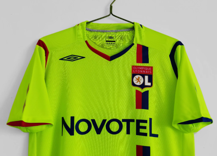 Retro Jersey 2008-2009 Lyon Third Away Green Soccer Jersey Vintage Olympique Lyonnais Football Shirt