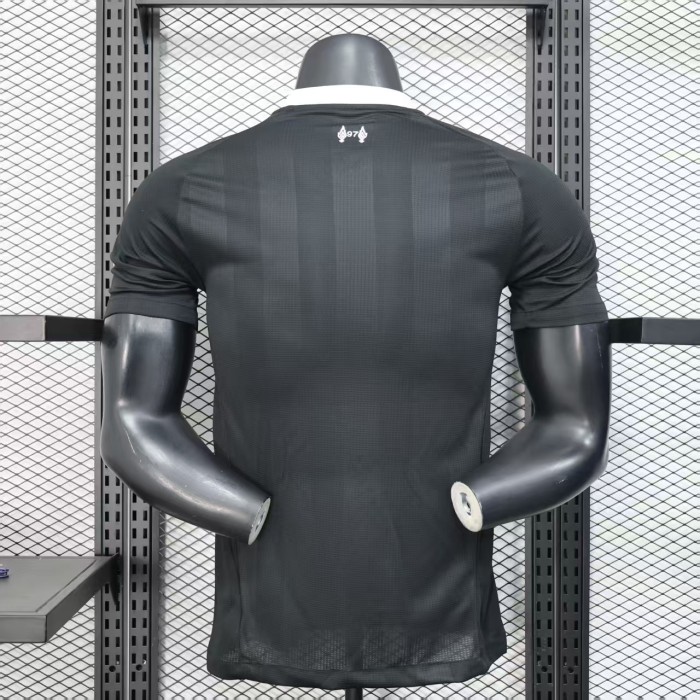 Player Version 2025-2026 Liverpool Black Goalkeeper Soccer Jersey Football Shirt
