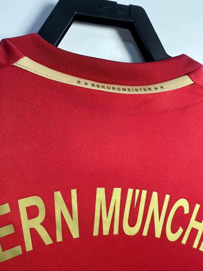 Retro Jersey 2012-2013 Bayern Munich Home Soccer Jersey Vintage Football Shirt