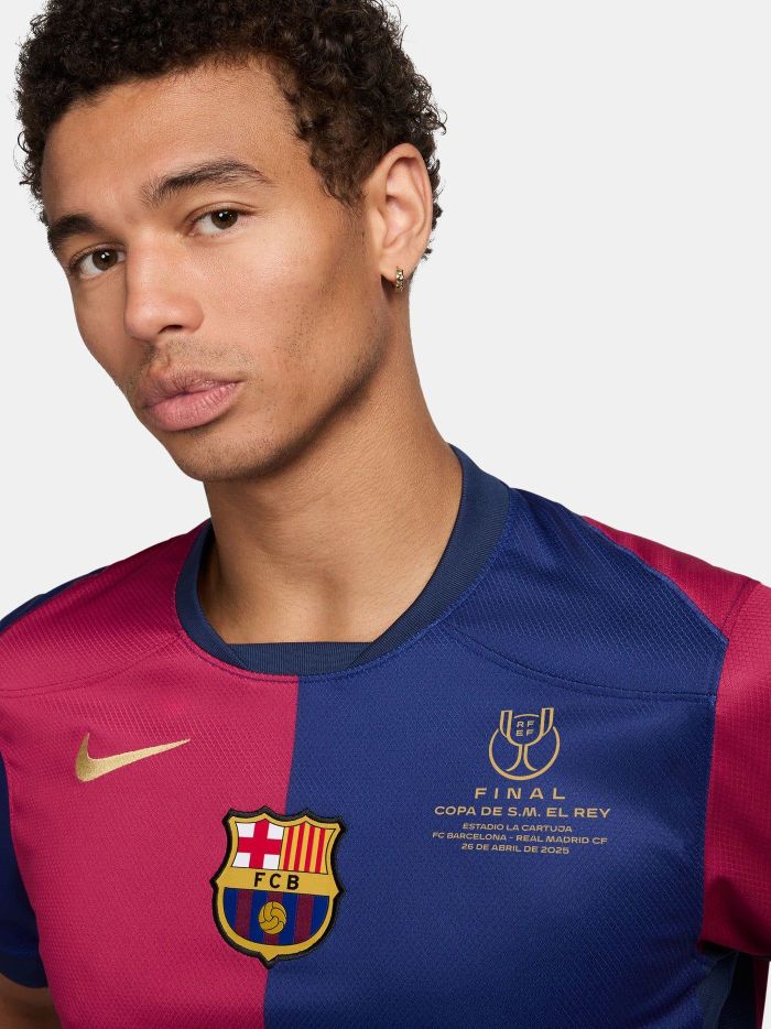 with Front Lettering+Copa Del Rey Patch Player Version 2024-2025 Barcelona Supercopa Final Home Soccer Jersey Barca Camisetas de Futbol