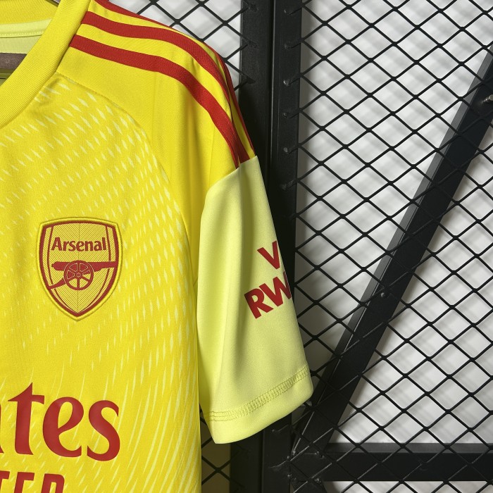 Fan Version Arsenal 2025-2026 Yellow Goalkeeper Soccer Jersey Football Shirt