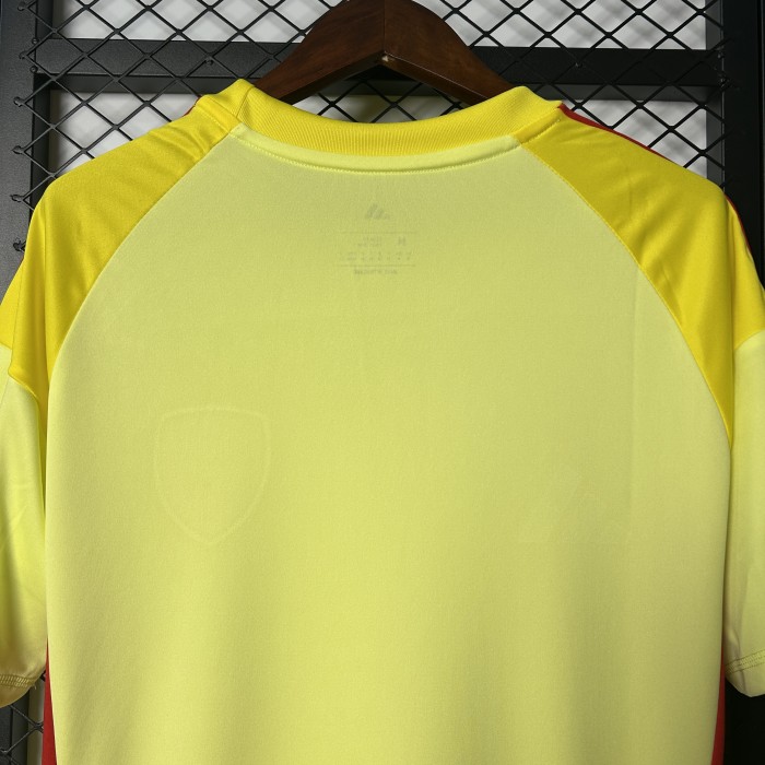 Fan Version Arsenal 2025-2026 Yellow Goalkeeper Soccer Jersey Football Shirt