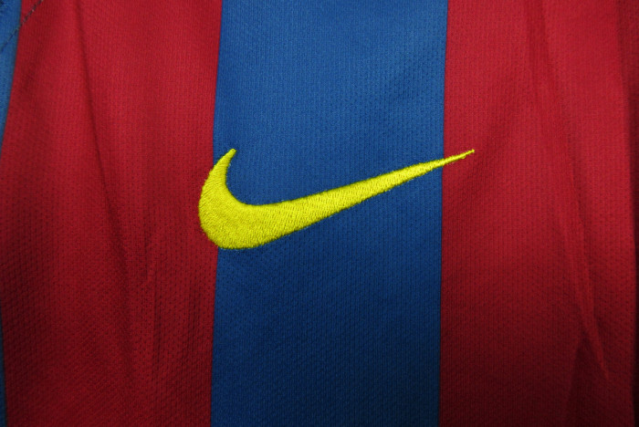 with Sleeve Lettering+UCL Patch Retro Jersey 2005-2006 Barcelona RONALDINHO 10 UEFA Champions League Home Soccer Jersey