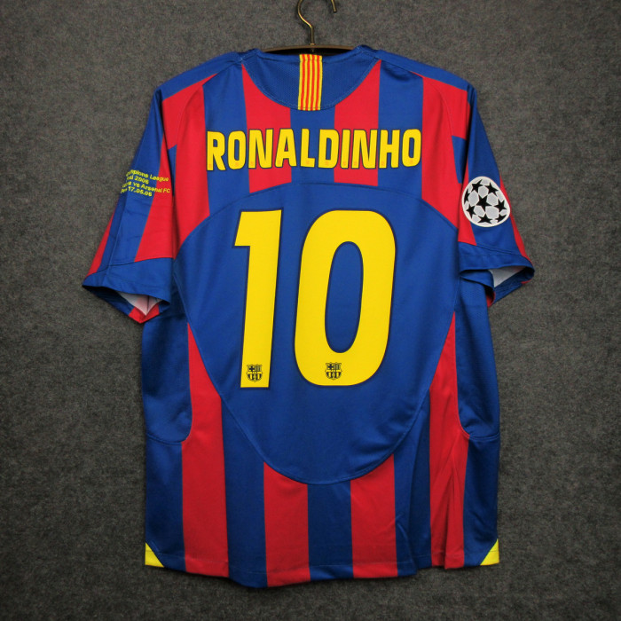with Sleeve Lettering+UCL Patch Retro Jersey 2005-2006 Barcelona RONALDINHO 10 UEFA Champions League Home Soccer Jersey