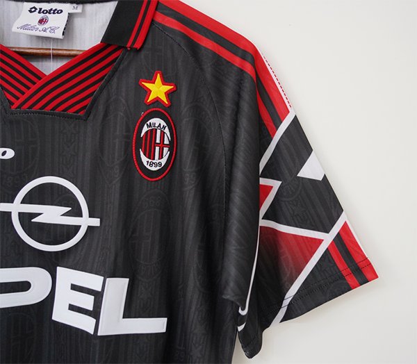 Retro Jersey 1997-1998 AC Milan Black Special Edition Soccer Jersey Vintage Football Shirt