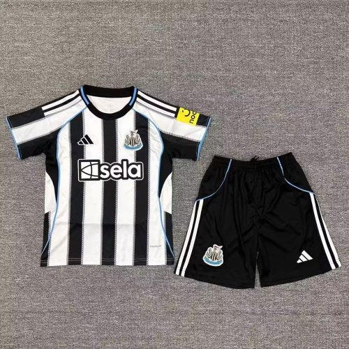 Youth Uniform Kids Kit Newcastle United 2025-2026 Home Soccer Jersey Shorts Child Football Set