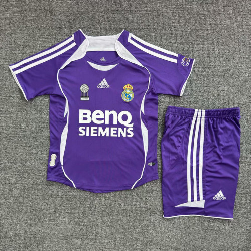 Retro Youth Uniform Kids Kit 2006-2007 Real Madrid Third Away Purple Soccer Jersey Shorts Vintage Child Football Set