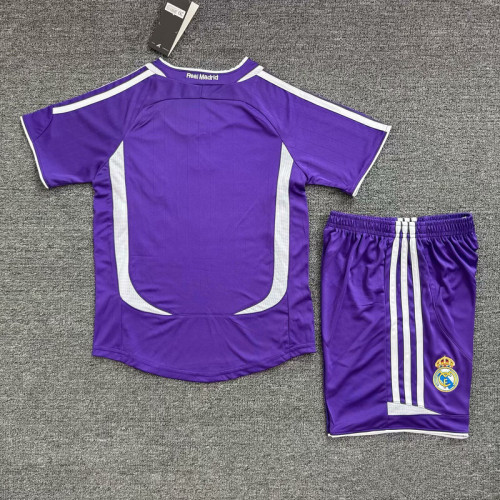 Retro Youth Uniform Kids Kit 2006-2007 Real Madrid Third Away Purple Soccer Jersey Shorts Vintage Child Football Set
