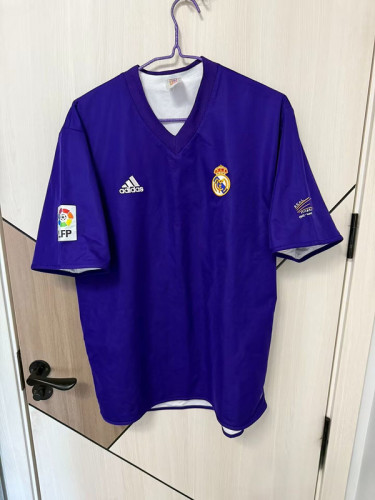 with LFP Patch Retro Jersey 2002-2003 Real Madrid GUTI. H 14 Third Away Purple/White Reversible Soccer Jersey Vintage Football Shirt