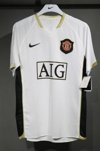 Player Version Retro Jersey 2006-2007 Manchester United Away White Soccer Jersey Vintage Man Utd Football Shirt