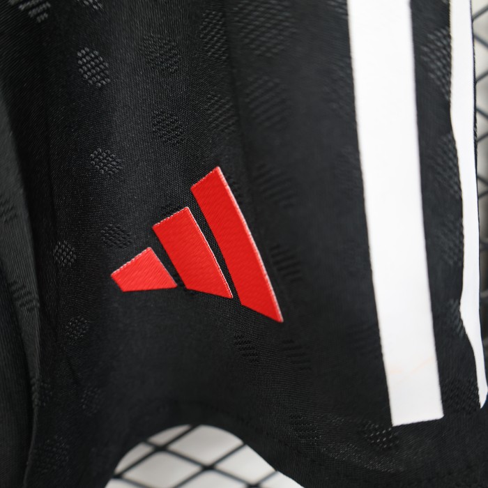 Player Version 2025-2026 Liverpool Black Soccer Shorts Football Shorts