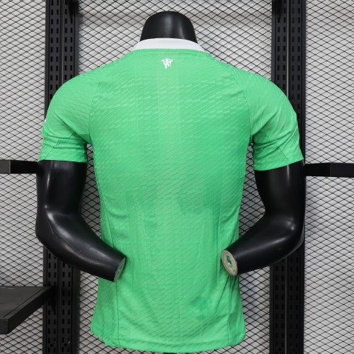 Player Version 2025-2026 Manchester United Green Goalkeeper Jersey Man United Football Shirt