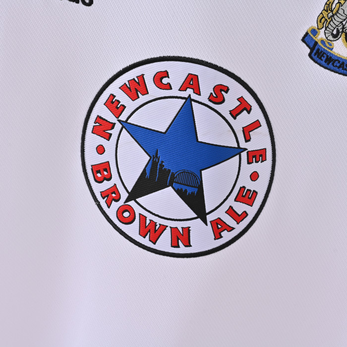 Retro Jersey 1999-2000 Newcastle United Away White/Green Soccer Jersey Vintage Football Shirt