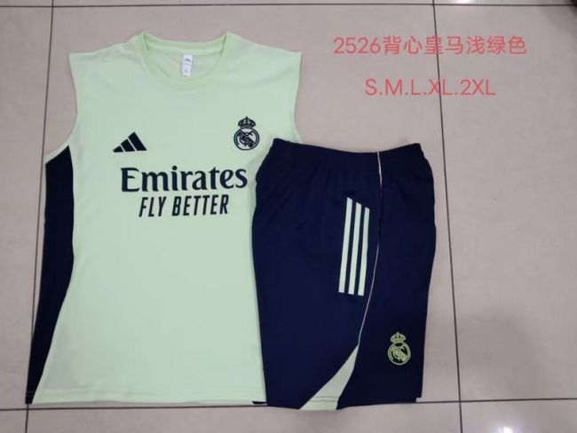 Adult Uniform 2025-2026 Real Madrid Light Green Soccer Vest Shorts Men's Football Kit