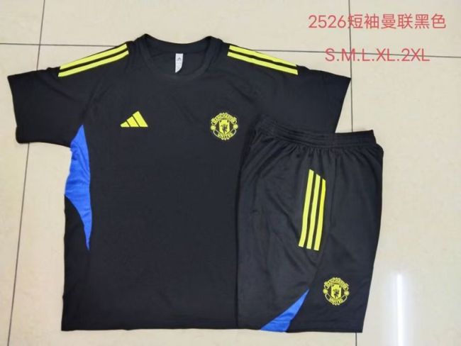 Adult Uniform 2025-2026 Manchester United Black Soccer Training Jersey and Shorts Football Kits