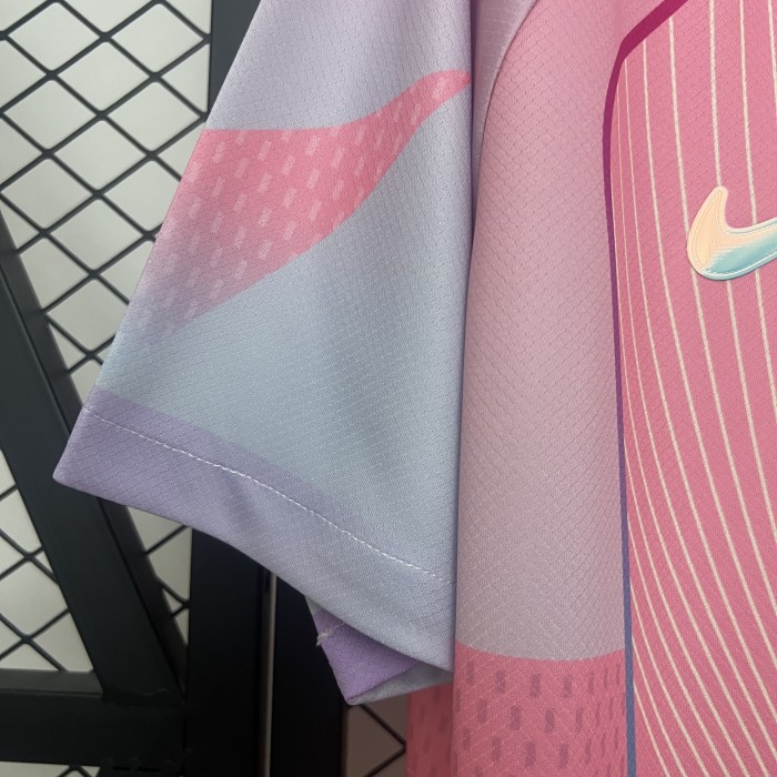 Barca Camisetas de Futbol Fans Version 2025-2026 Barcelona Pink Special Edition Soccer Jersey