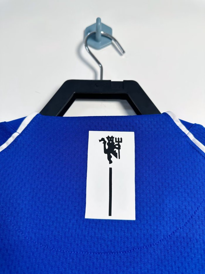 Long Sleeve Retro Jersey 2007-2008 Manchester United Blue Goalkeeper Vintage Soccer Jersey
