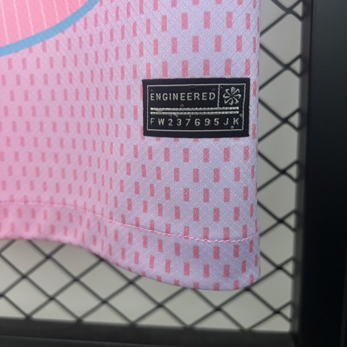 Barca Camisetas de Futbol Fans Version 2025-2026 Barcelona Pink Special Edition Soccer Jersey