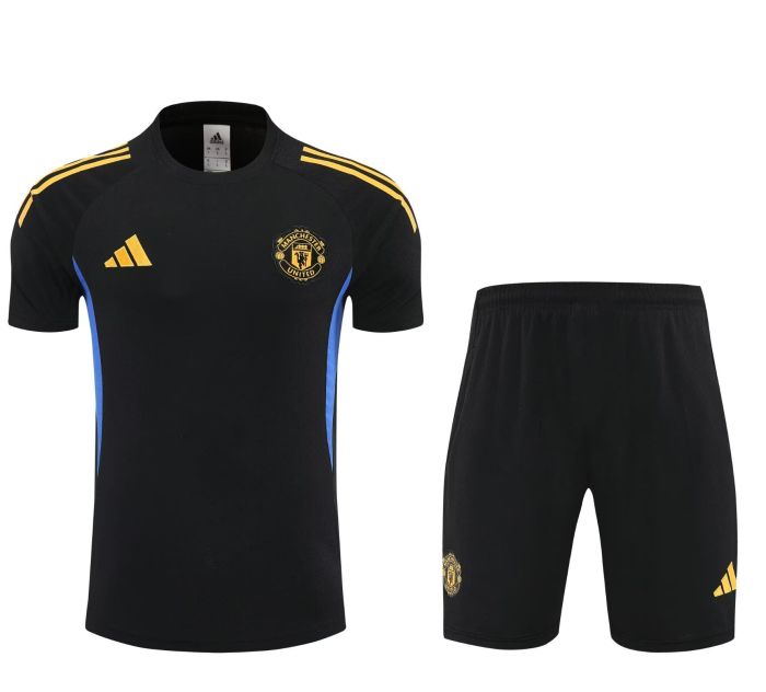 Adult Uniform 2025-2026 Manchester United Black Soccer Training Shirt and Shorts Football Set