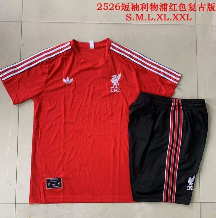 Retro Model Adult Uniform 2025-2026 Liverpool Red Soccer Training Shirt and Shorts Football Set