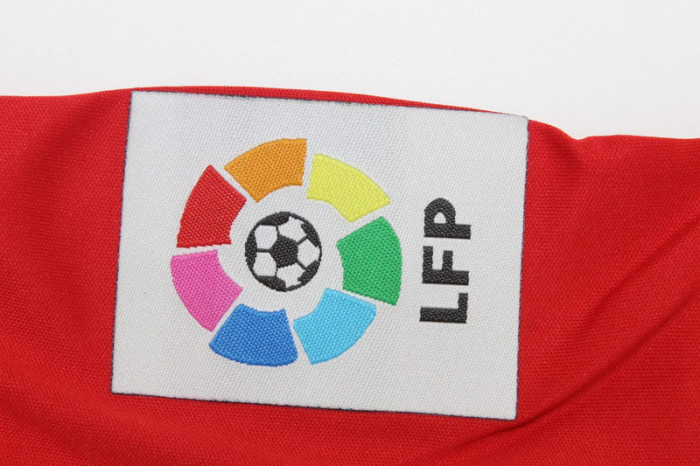 with LFP Patch Retro Jersey 2011-2012 Athletic Bilbao IRAOLA 15 Home Soccer Jersey Vintage Football Shirt