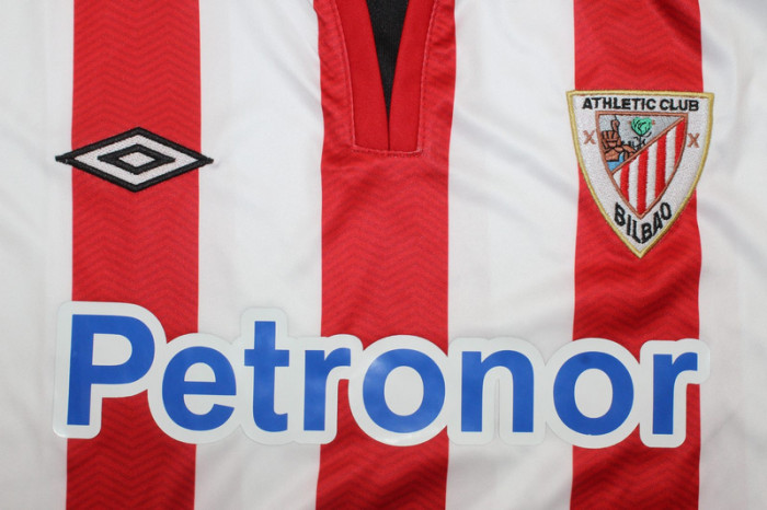 with LFP Patch Retro Jersey 2011-2012 Athletic Bilbao IRAOLA 15 Home Soccer Jersey Vintage Football Shirt